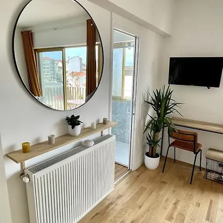 Superb Floor Studio, Center. * Biarritz