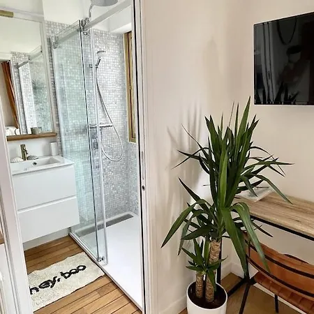 Superb Floor Studio, Center. Daire *
