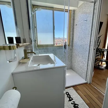 Superb Floor Studio, Center. *